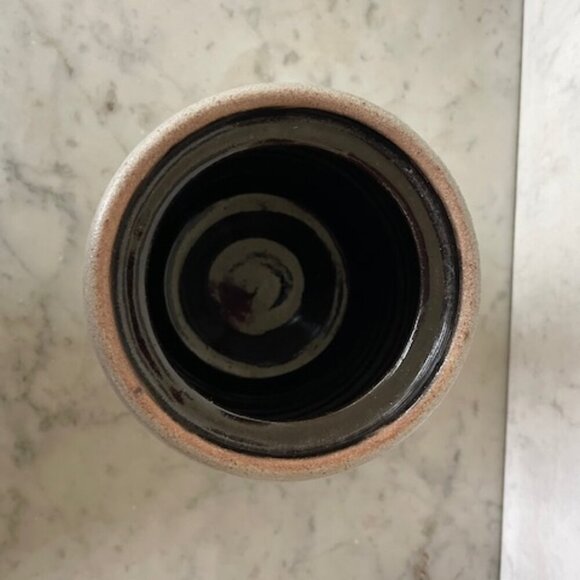 ROWE POTTERY WORKS Salt Glazed Blue Heart Pattern 1990 Crock 8 Cup Capacity - Picture 11 of 16